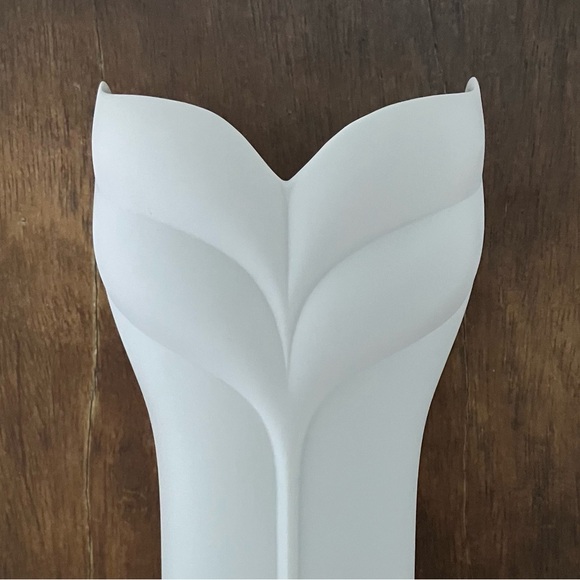 Cala Lily Rosenthal White Bisque Flower Vase Studio-Linie Germany by Uta Feyl - Picture 17 of 17